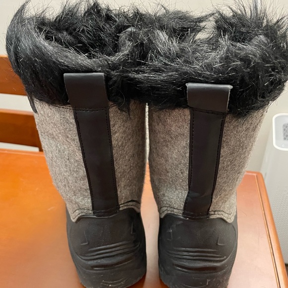 ColdFront Winter Boots w/Furry Trim W7 Like New - Picture 3 of 4